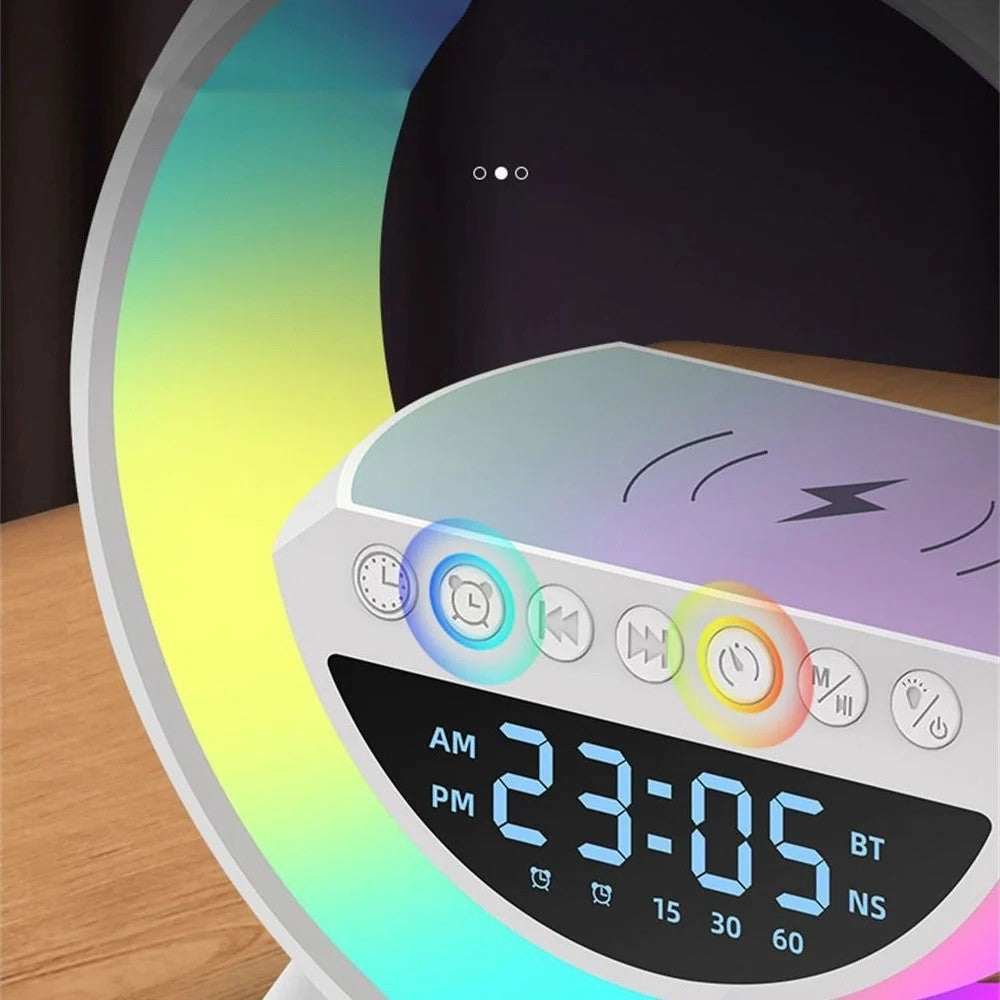 Lampa LED RGB Multifunctionala cu Incarcare Wireless, Bluetooth, Ceas si Alarma - 15W
